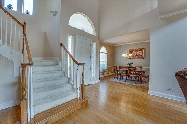 Photo - 14 Center Ct