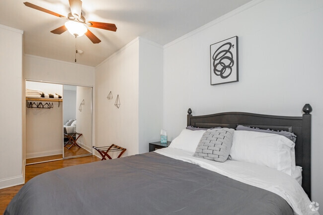 Photo - 14 West Elm Apartments