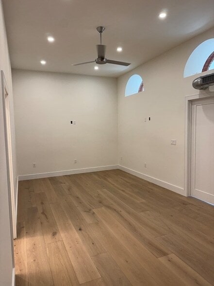 Photo - 100 Captains Row Unit 104