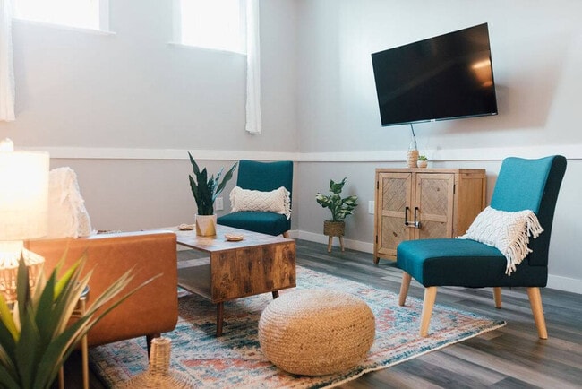 Photo - 117 Spring St Unit ID1397976P