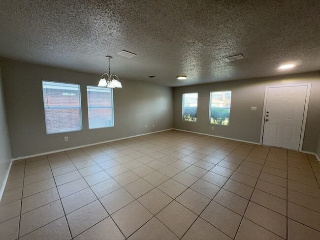 Photo - 3952 Golden Horn Ln