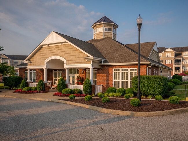 Clubhouse - Wexford Village at Devonshire