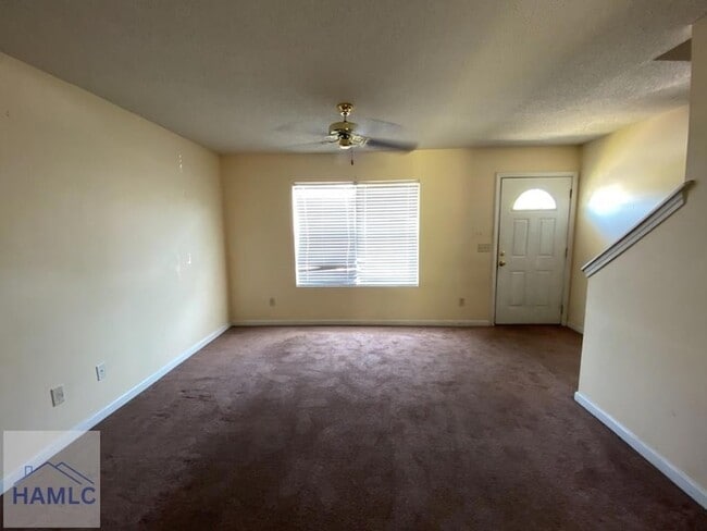 Photo - 1100-8C Pineland Ave