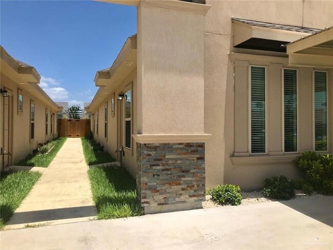 Photo - 705 E Myrtle Beach Ave Unit 4