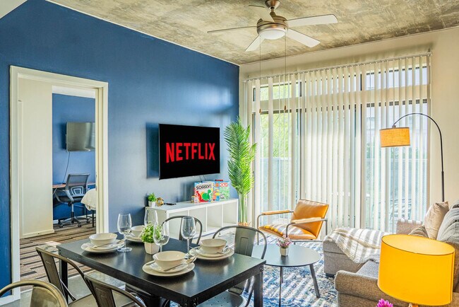 Photo - 333 E Roosevelt St Unit ID1263021P