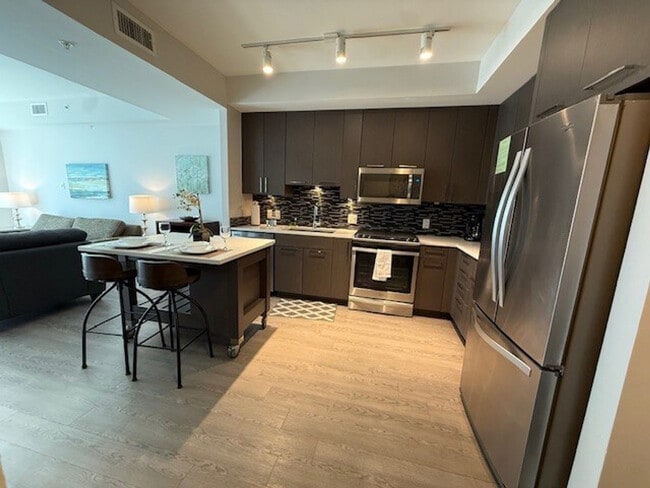 Photo - 95 8th St NW Unit SI ID1604352P