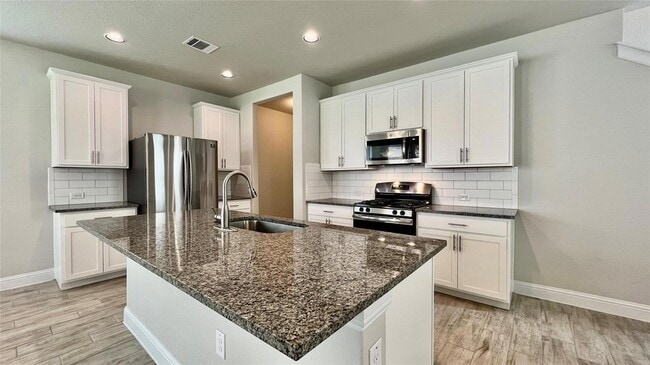 Photo - 17212 Alturas Ave