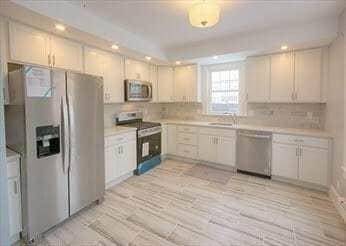 Photo - 127 Pond St