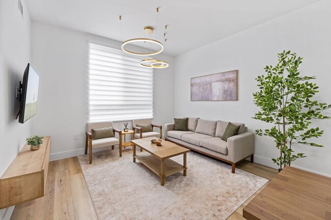 Building Photo - 1558 NW 1st St Unit ID1388871P