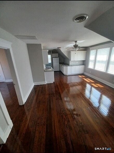 Photo - 135 Pendleton St