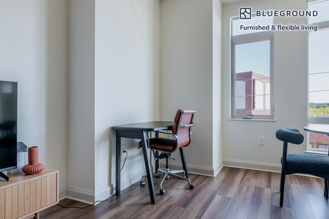 Photo - 36 River St Unit FL3-ID1213