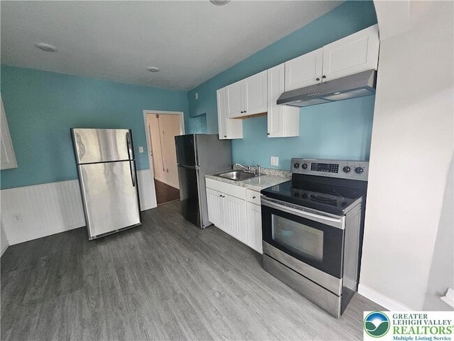 Photo - 438 N 7th St