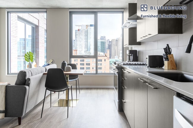 Photo - 939 W Washington Blvd Unit FL9-ID264