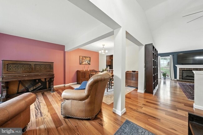 Photo - 9571 Basilwood Dr