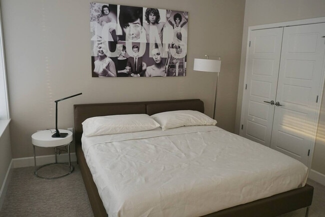 Photo - 256 E Main St Unit ID1265076P