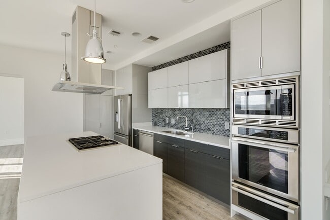 Photo - Bell at the Pike