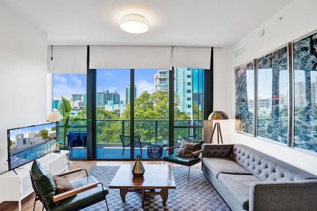 Building Photo - 1220 17th St Unit SI ID1504073P