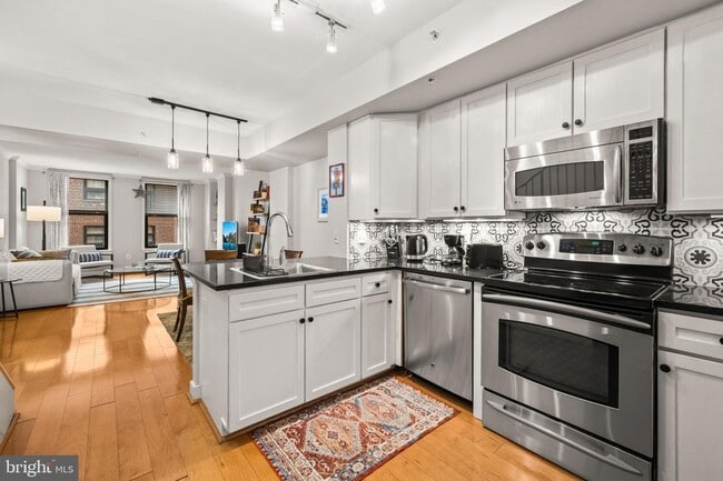 Building Photo - 631 D St NW Unit 845
