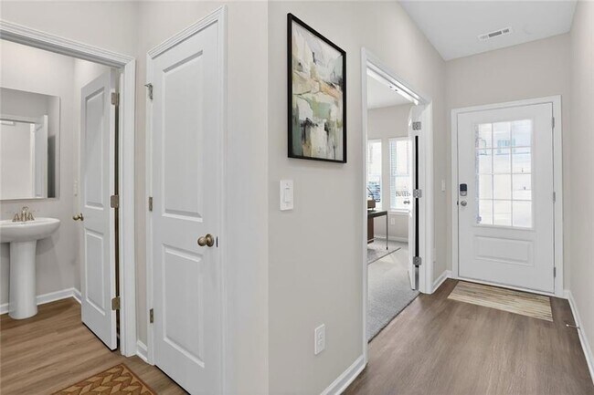 Photo - 6929 Winchester Pl