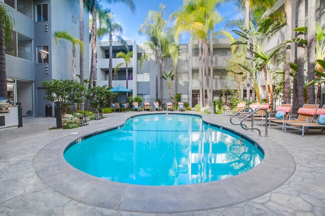 Building Photo - Candlewood North