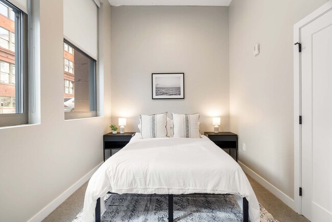 Photo - 205 W 4th St Unit ID1301564P