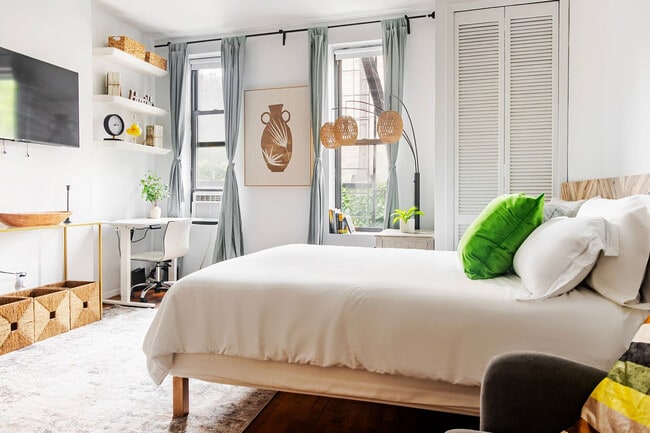 Building Photo - 765 Washington St Unit FL2-ID1055582P