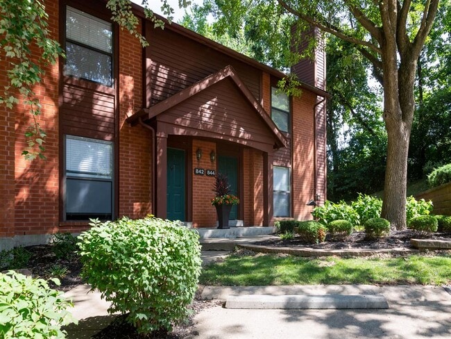 Photo - Chesterfield Village Apartments