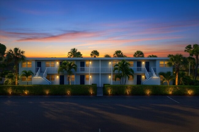 Building Photo - Jade Palms