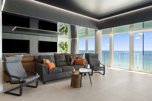 Photo - 8743 Thomas Dr Unit FL15-ID1354912P