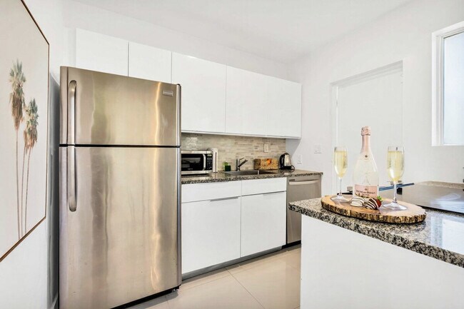 Photo - 809 S Ocean Dr Unit SI ID1227310P