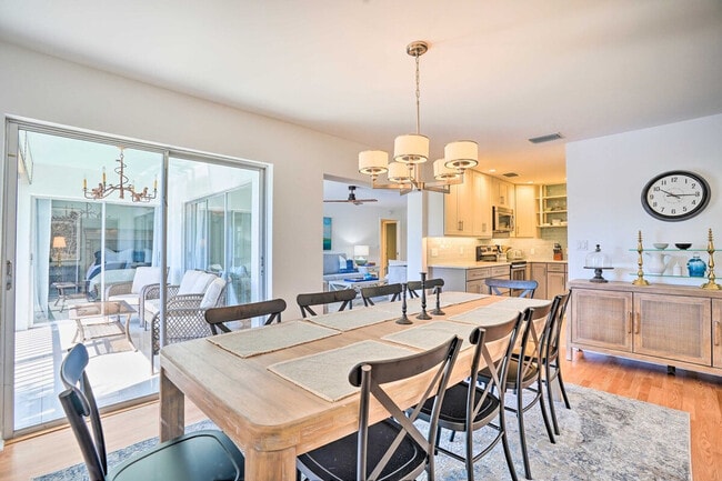 Photo - 215 Bobolink Way Unit SI ID1307448P