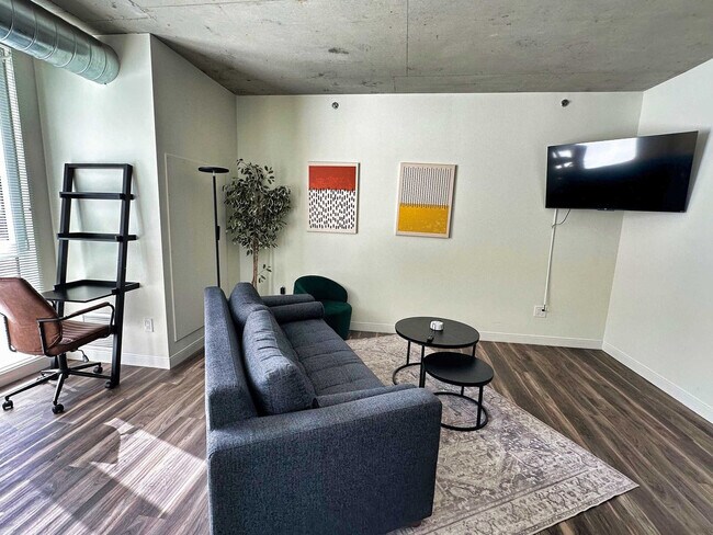 Photo - 776 Euclid Ave Unit SI ID1622832P