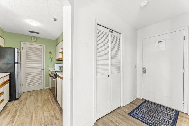 Photo - 8730 Thomas Dr Unit ID1355041P