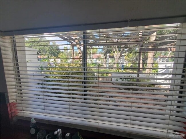 Photo - 120 Sunflower Ave