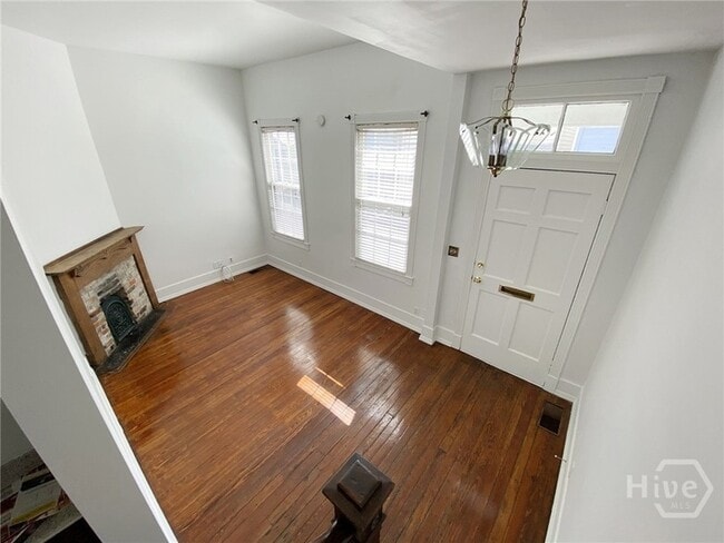 Photo - 506 E York St