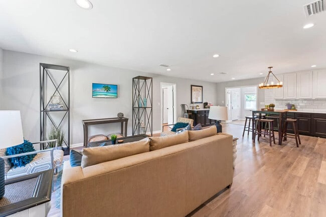 Photo - 6057 Fleetwood Rd Unit SI ID1578477P