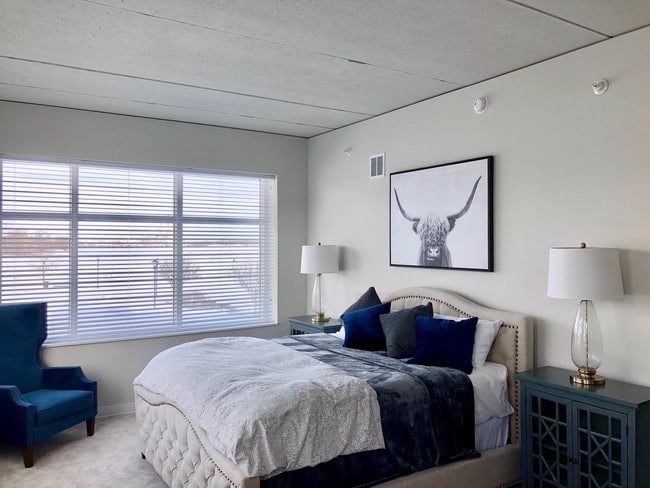 Photo - Manseau Flats