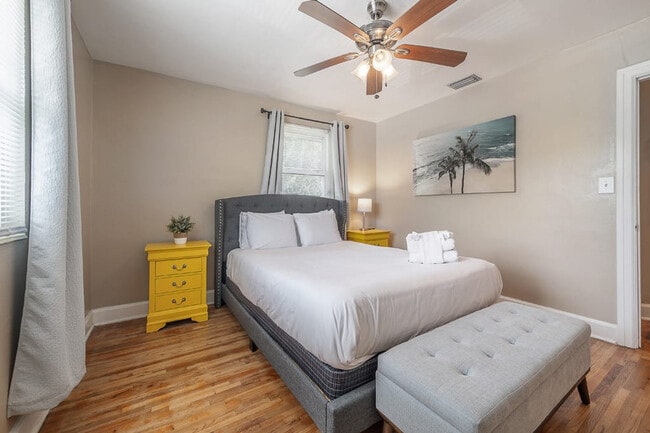 Photo - 619 Swann Dr Unit ID1053137P