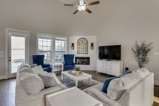 Photo - 4713 Highgate Ln Unit ID1019500P