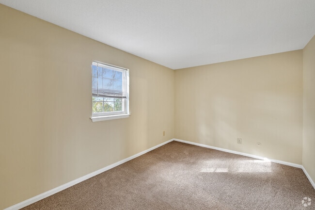 1BR, 1BA - 750SF - Emerald - Bedroom - Diamond Springs Apartments