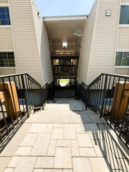 Photo - 315 Fox Run Ln