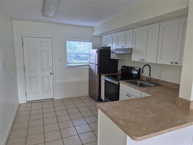 Photo - 13934 Sommers Ave