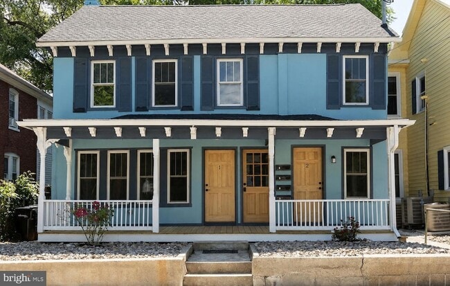 Building Photo - 550 N Loudoun St Unit 4