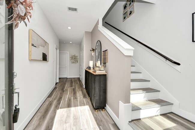 Photo - 2504 W Tidwell Rd