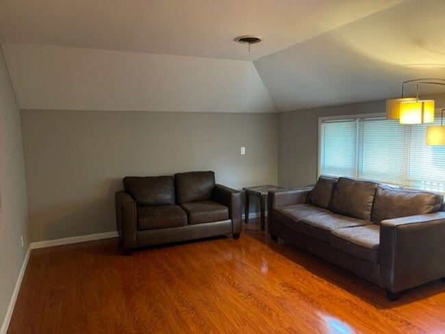 Photo - 808 N Lincoln Ave