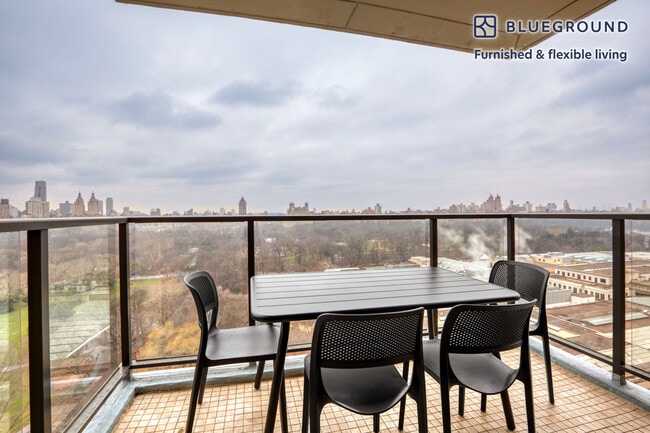 Photo - 985 5th Ave Unit FL24-ID1404