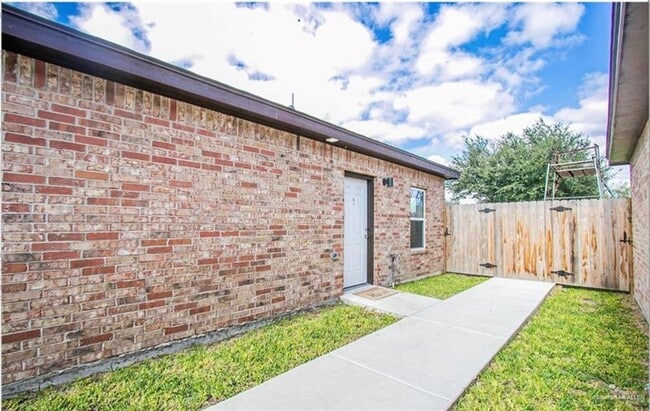 Photo - 3907 Valeria St Unit 1