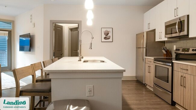 Photo - 930 Howell Mill Rd NW Unit 1031