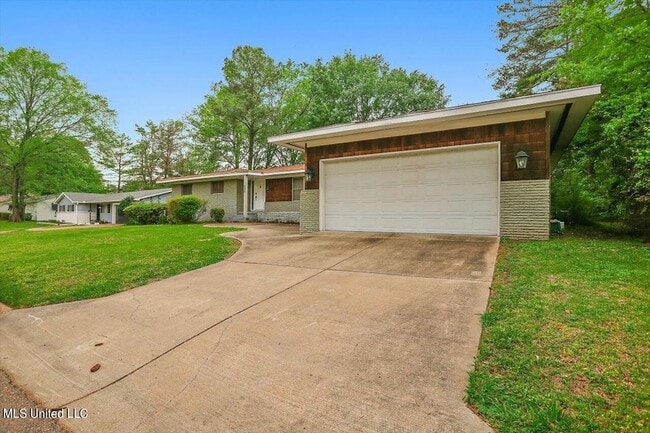 Photo - 1315 Kimwood Dr