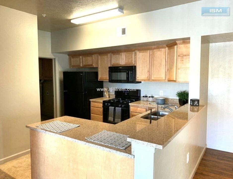 Floor Plan - 3 bedroom 2 bath
